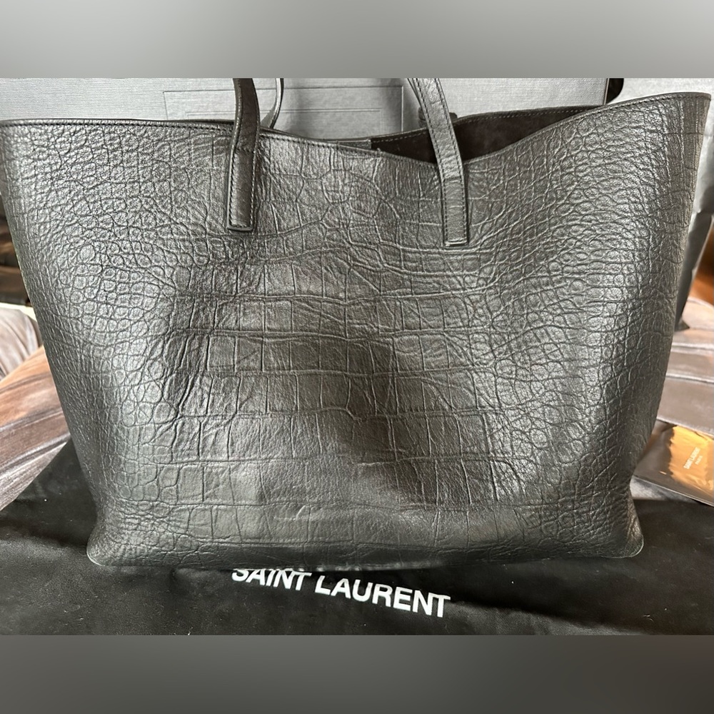 SAINT LAURENT • Shopping bag E/W in embossed crocodile leather CONDITION: USED - Picture 3 of 8